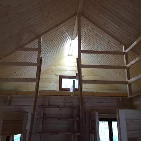 Lodge W Sercu Mazur Dla Mlodziezy I Doroslych Ryn (Warmian-Masurian)